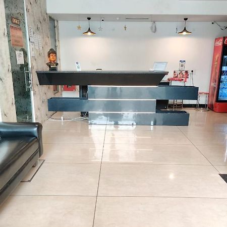 Super Collection O Amritsar Near Railway Station Ξενοδοχείο Εξωτερικό φωτογραφία